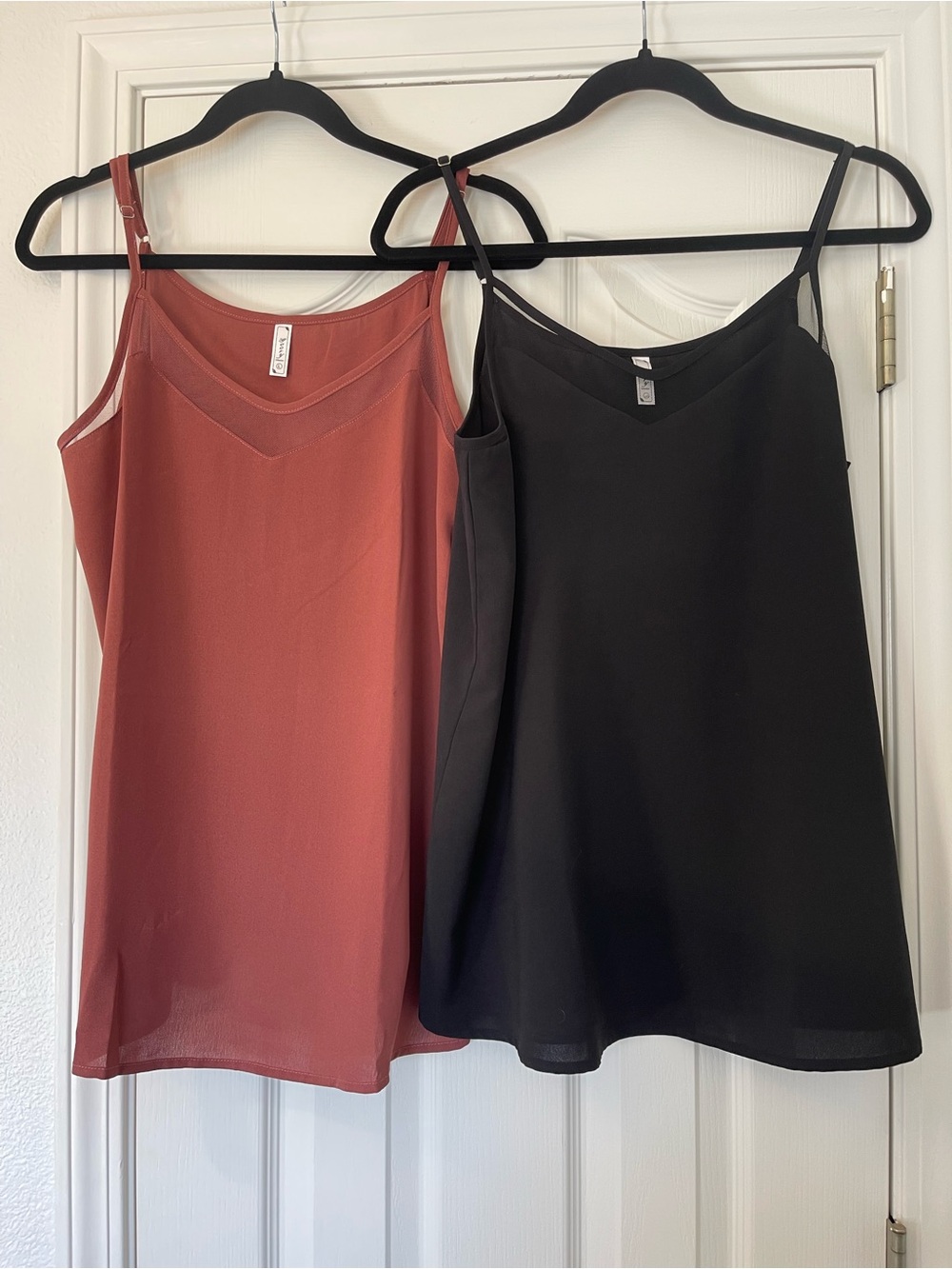 Everyday V-Neck Camisole Bundle - Rust and Black (L)